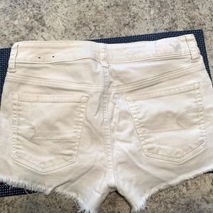 White American eagle shorts size 8